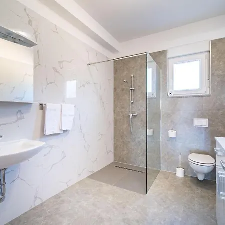 别墅 Cyprian By Guide